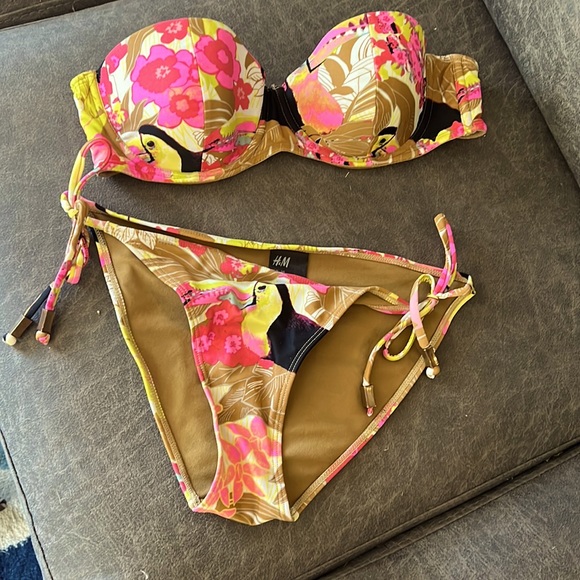 H&M Swim Size 8 Medium Hm Twopiece Tropical Bikini Swimwear Poshmark